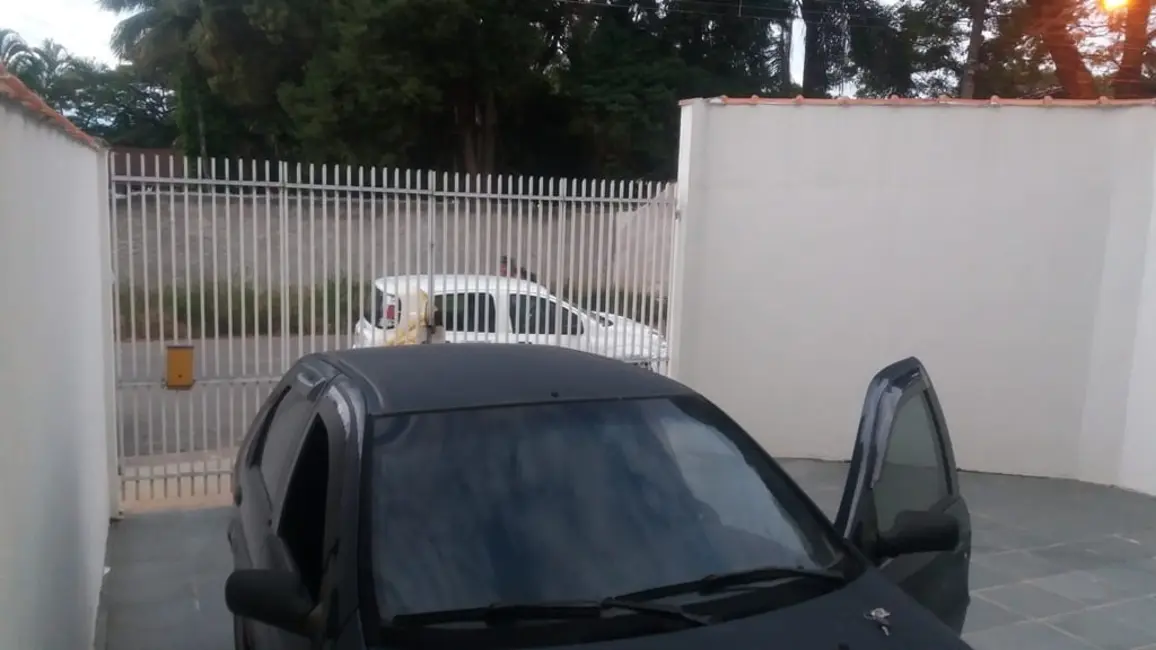 Armazém / Galpão com 3 quartos à venda, 260m2 em Bela Vista, Pindamonhangaba - SP - imagem 7 Foto 7 de Armazém / Galpão com 3 quartos à venda, 260m2 em Bela Vista, Pindamonhangaba - SP