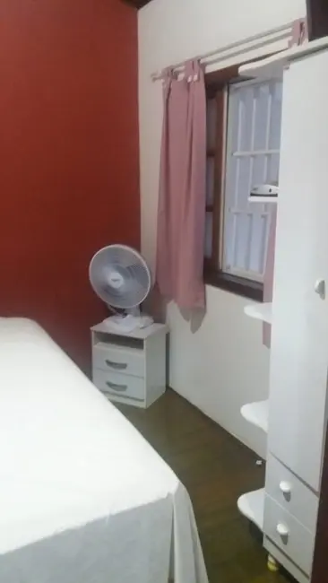 Armazém / Galpão com 3 quartos à venda, 260m2 em Bela Vista, Pindamonhangaba - SP - imagem 3 Foto 3 de Armazém / Galpão com 3 quartos à venda, 260m2 em Bela Vista, Pindamonhangaba - SP