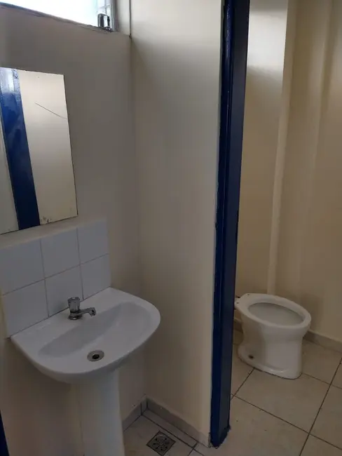 Foto 3 de Sala Comercial para alugar, 26m2 em Centro, Pindamonhangaba - SP