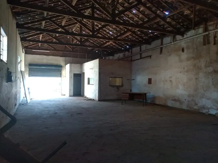 Foto 8 de Armazém / Galpão à venda, 186m2 em Crispim, Pindamonhangaba - SP
