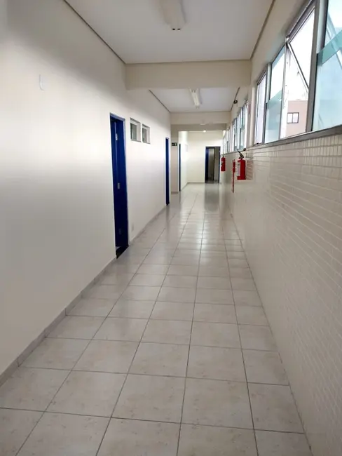 Sala Comercial para alugar, 26m2 em Centro, Pindamonhangaba - SP - imagem 2 Foto 2 de Sala Comercial para alugar, 26m2 em Centro, Pindamonhangaba - SP