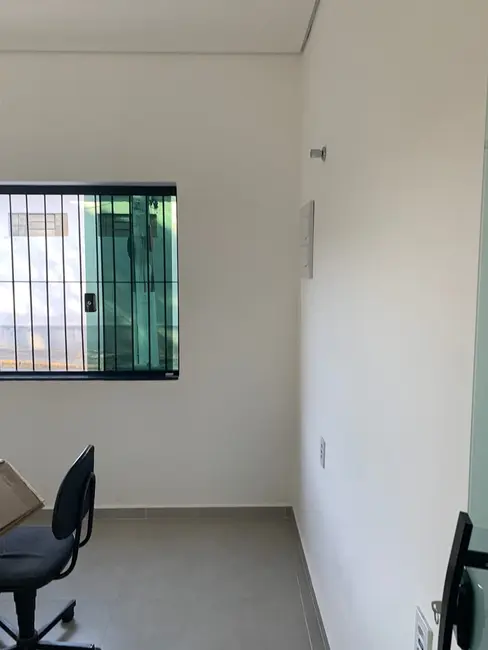 Foto 1 de Sala Comercial para alugar, 10m2 em Centro, Pindamonhangaba - SP