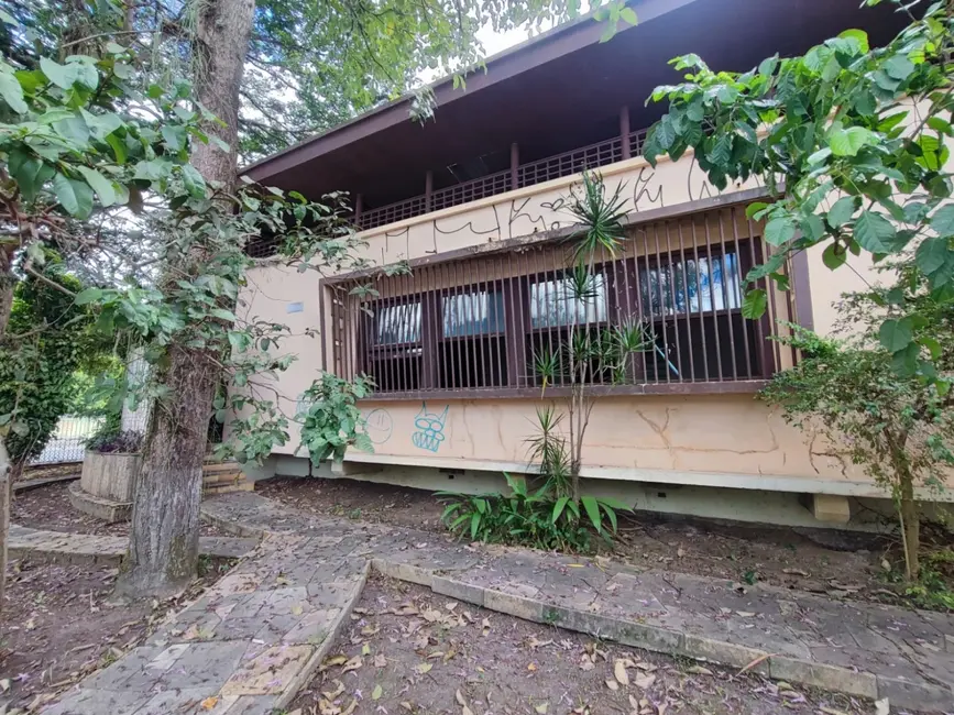 Foto 7 de Casa com 3 quartos para alugar, 450m2 em Centro, Taubate - SP