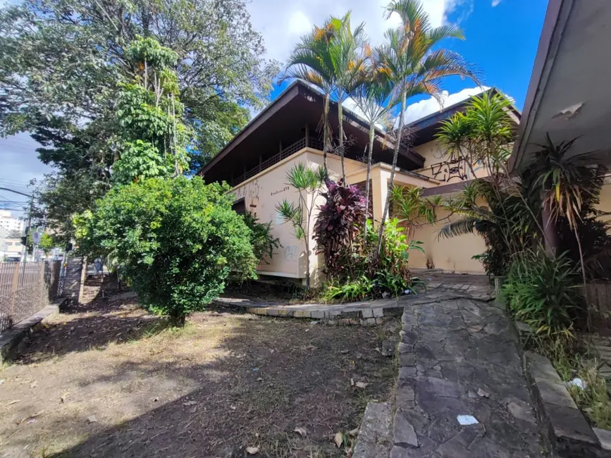 Foto 6 de Casa com 3 quartos para alugar, 450m2 em Centro, Taubate - SP
