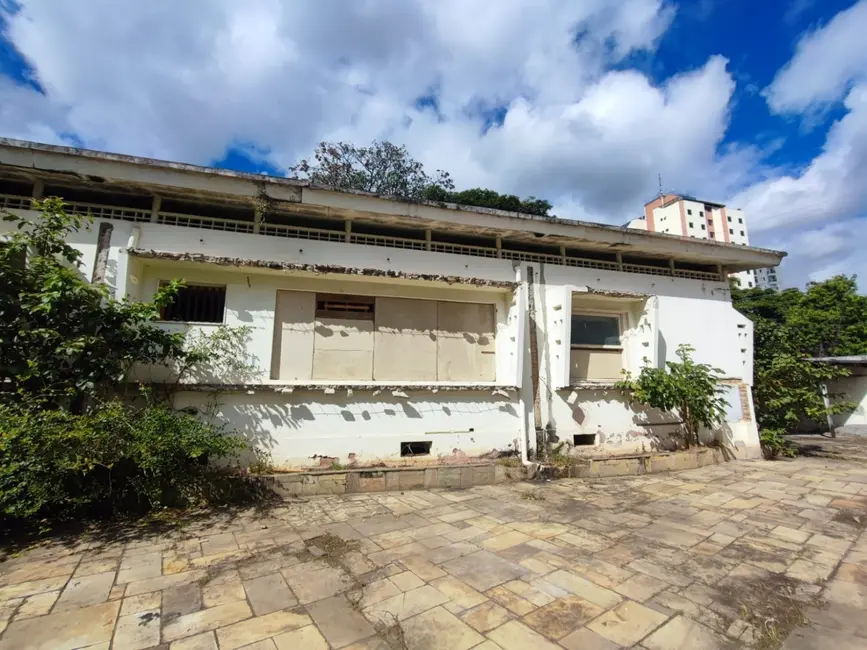 Foto 2 de Casa com 3 quartos para alugar, 450m2 em Centro, Taubate - SP