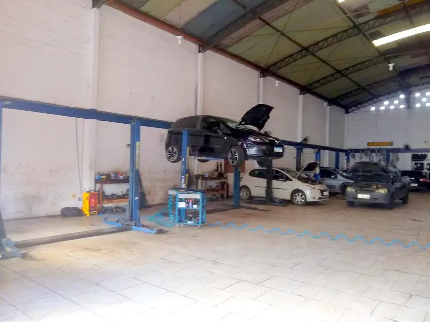 Foto 2 de Armazém / Galpão à venda e para alugar, 600m2 em Potim - SP