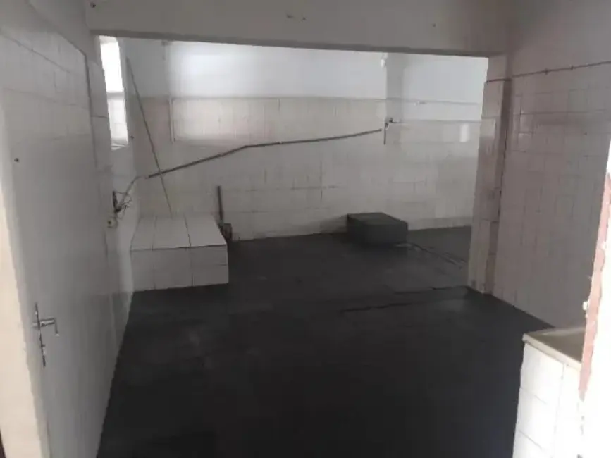 Foto 4 de Sala Comercial à venda e para alugar, 150m2 em Santana, Pindamonhangaba - SP