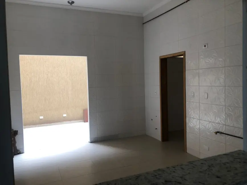 Foto 2 de Sala Comercial à venda, 128m2 em Residencial Maricá, Pindamonhangaba - SP