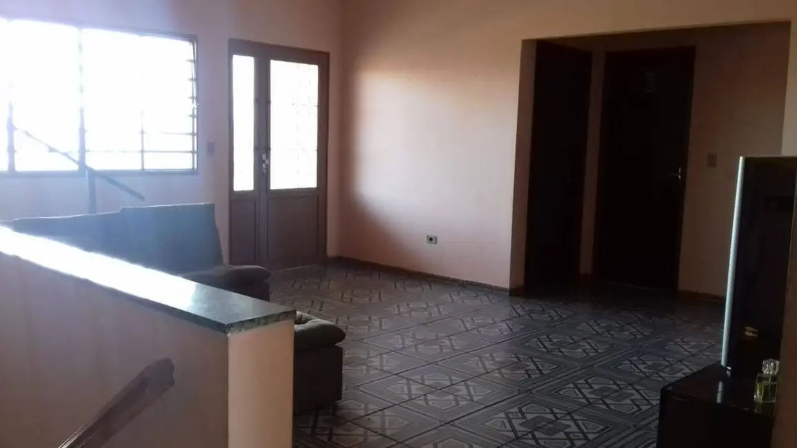 Foto 8 de Sala Comercial com 3 quartos à venda e para alugar, 320m2 em Jardim das Bandeiras, Taubate - SP