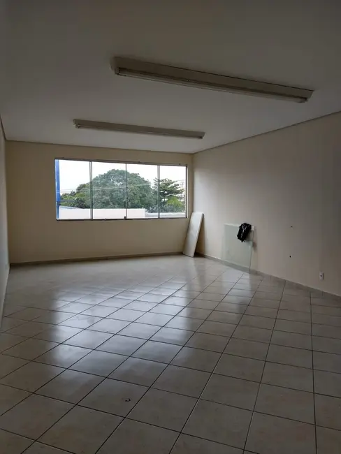Foto 1 de Sala Comercial para alugar, 26m2 em Centro, Pindamonhangaba - SP