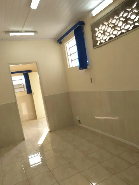 Foto 13 de Casa para alugar, 183m2 em Jardim das Nações, Taubate - SP