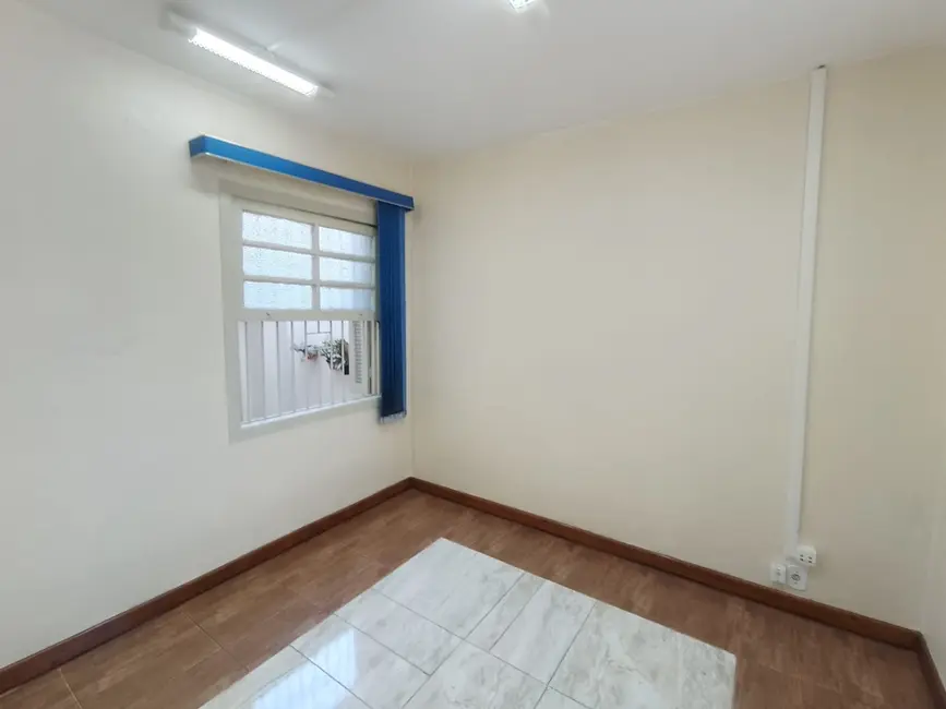 Foto 3 de Casa para alugar, 183m2 em Jardim das Nações, Taubate - SP