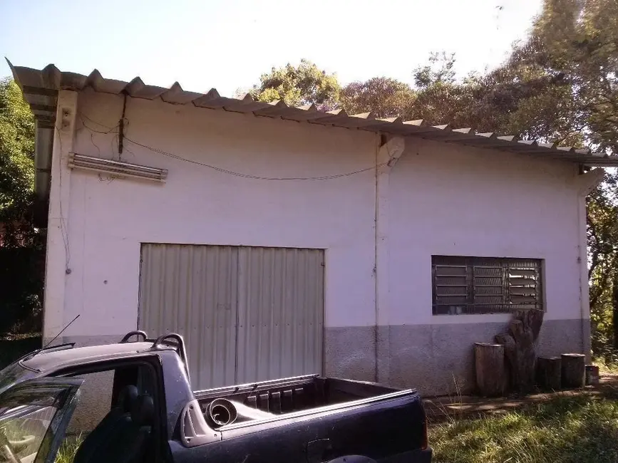 Foto 3 de Armazém / Galpão com 1 quarto à venda, 300m2 em Guaratingueta - SP