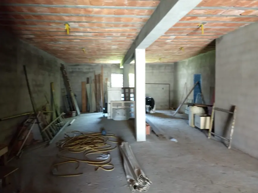 Foto 1 de Armazém / Galpão à venda, 140m2 em Conjunto Residencial Araretama, Pindamonhangaba - SP