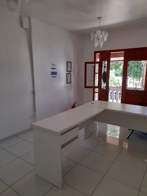Foto 7 de Casa com 4 quartos à venda, 233m2 em Jardim Santa Luzia, Pindamonhangaba - SP