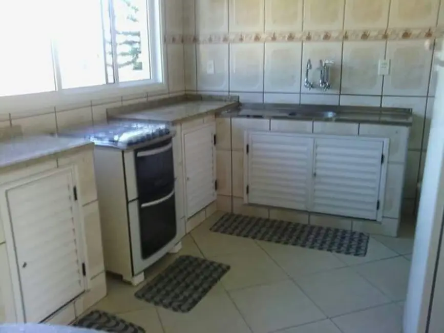 Foto 2 de Sala Comercial à venda em Vila Iapi, Taubate - SP