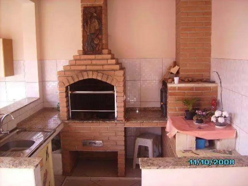 Foto 4 de Sala Comercial à venda em Vila Iapi, Taubate - SP