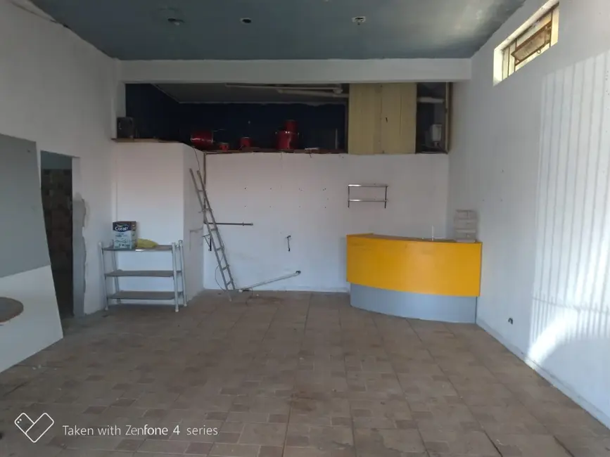 Foto 5 de Sala Comercial para alugar, 150m2 em São Gonçalo, Taubate - SP