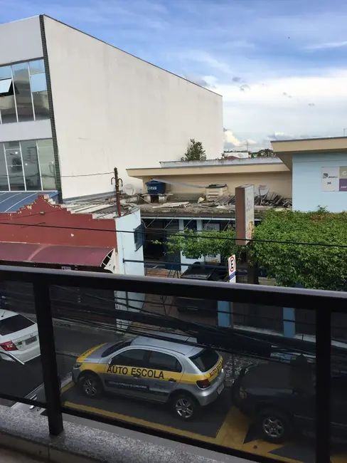 Foto 3 de Sala Comercial para alugar, 18m2 em Centro, Pindamonhangaba - SP