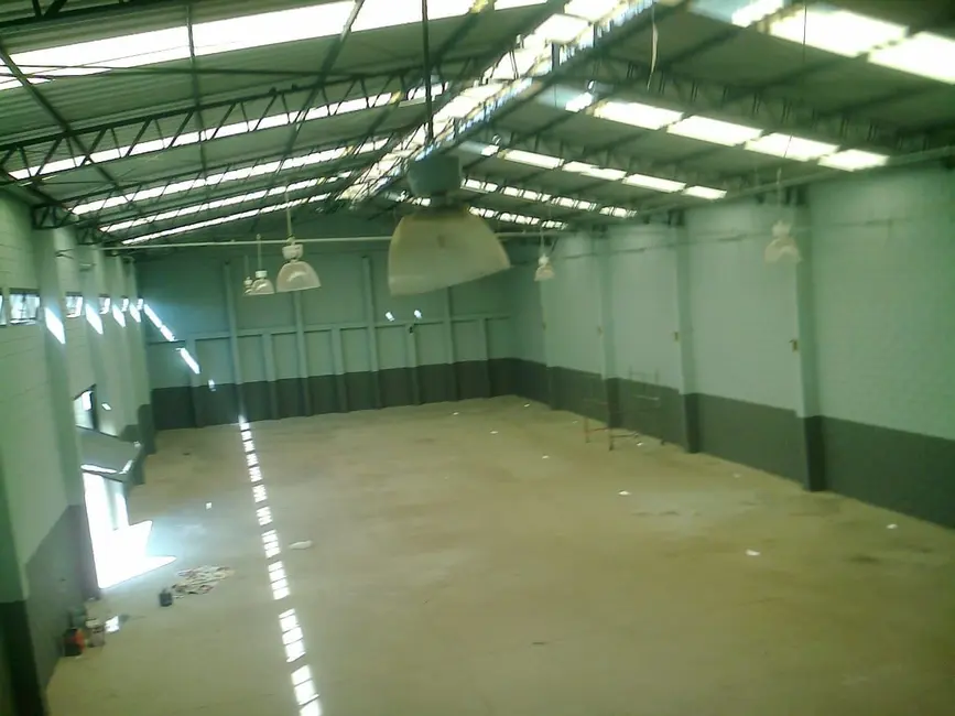 Foto 5 de Armazém / Galpão à venda, 750m2 em Jardim São João, Salto - SP