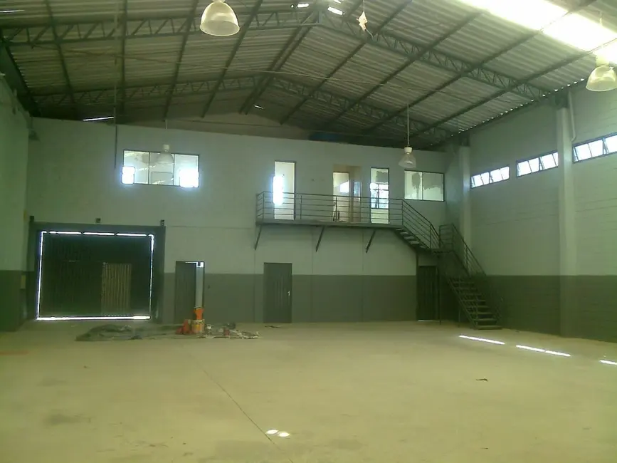 Foto 6 de Armazém / Galpão à venda, 750m2 em Jardim São João, Salto - SP