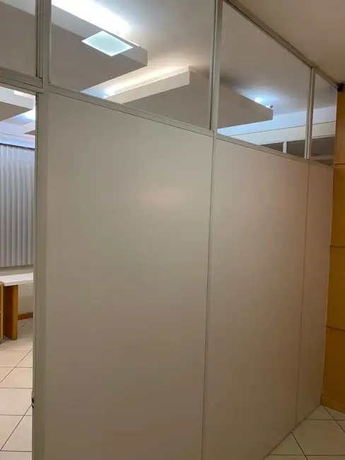 Sala Comercial com 2 quartos à venda, 28m2 em Centro, Taubate - SP - imagem 3 Foto 3 de Sala Comercial com 2 quartos à venda, 28m2 em Centro, Taubate - SP