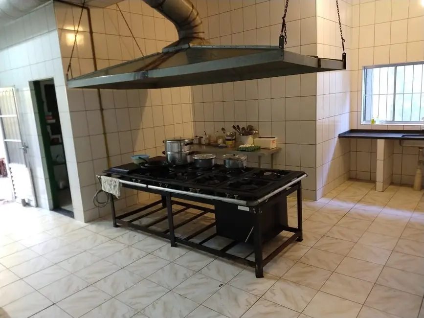 Sala Comercial com 21 quartos à venda e para alugar, 1000m2 em Jardim Santa Luzia, Pindamonhangaba - SP - imagem 7 Foto 7 de Sala Comercial com 21 quartos à venda e para alugar, 1000m2 em Jardim Santa Luzia, Pindamonhangaba - SP