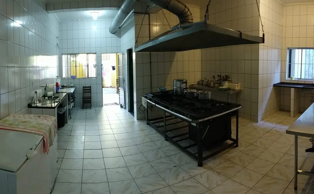 Sala Comercial com 21 quartos à venda e para alugar, 1000m2 em Jardim Santa Luzia, Pindamonhangaba - SP - imagem 5 Foto 5 de Sala Comercial com 21 quartos à venda e para alugar, 1000m2 em Jardim Santa Luzia, Pindamonhangaba - SP