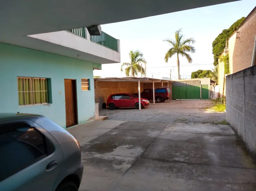 Sala Comercial com 21 quartos à venda e para alugar, 1000m2 em Jardim Santa Luzia, Pindamonhangaba - SP - imagem 6 Foto 6 de Sala Comercial com 21 quartos à venda e para alugar, 1000m2 em Jardim Santa Luzia, Pindamonhangaba - SP