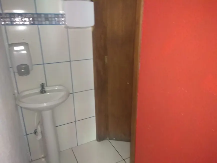 Sala Comercial para alugar, 300m2 em Jardim das Nações, Taubate - SP - imagem 3 Foto 3 de Sala Comercial para alugar, 300m2 em Jardim das Nações, Taubate - SP