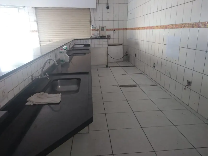 Sala Comercial para alugar, 300m2 em Jardim das Nações, Taubate - SP - imagem 4 Foto 4 de Sala Comercial para alugar, 300m2 em Jardim das Nações, Taubate - SP