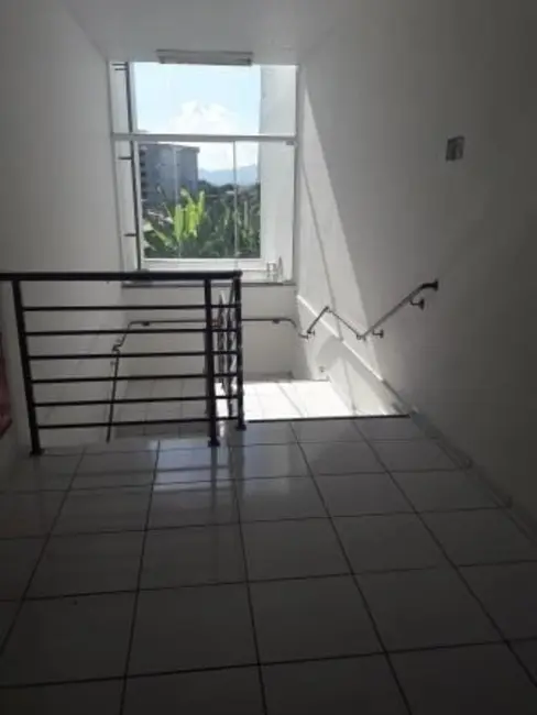 Foto 6 de Sala Comercial para alugar, 103m2 em Centro, Pindamonhangaba - SP
