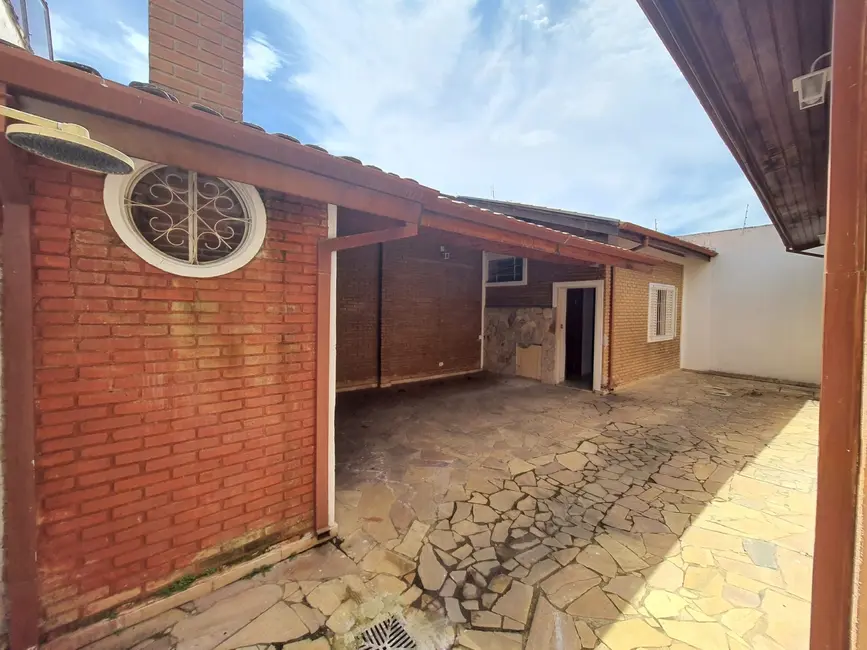 Foto 1 de Casa com 2 quartos à venda, 315m2 em Jardim das Nações, Taubate - SP