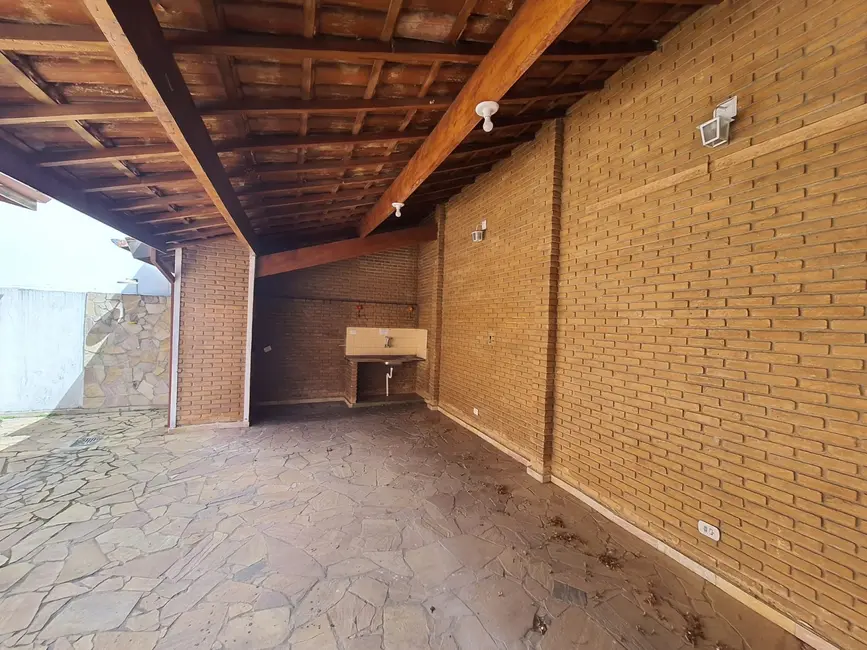 Foto 2 de Casa com 2 quartos à venda, 315m2 em Jardim das Nações, Taubate - SP