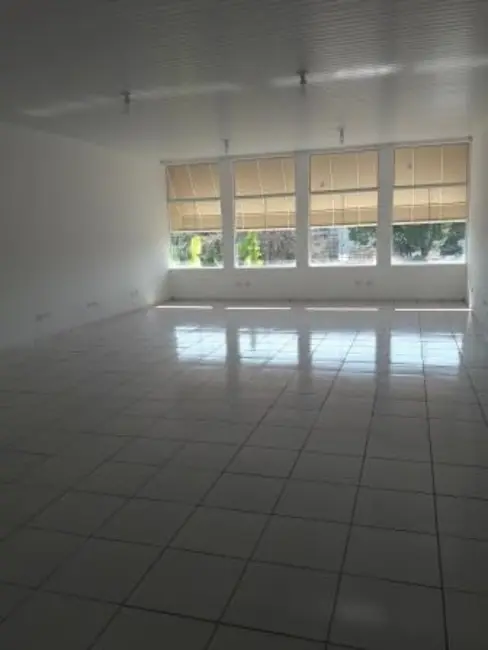 Foto 2 de Sala Comercial para alugar, 103m2 em São Benedito, Pindamonhangaba - SP