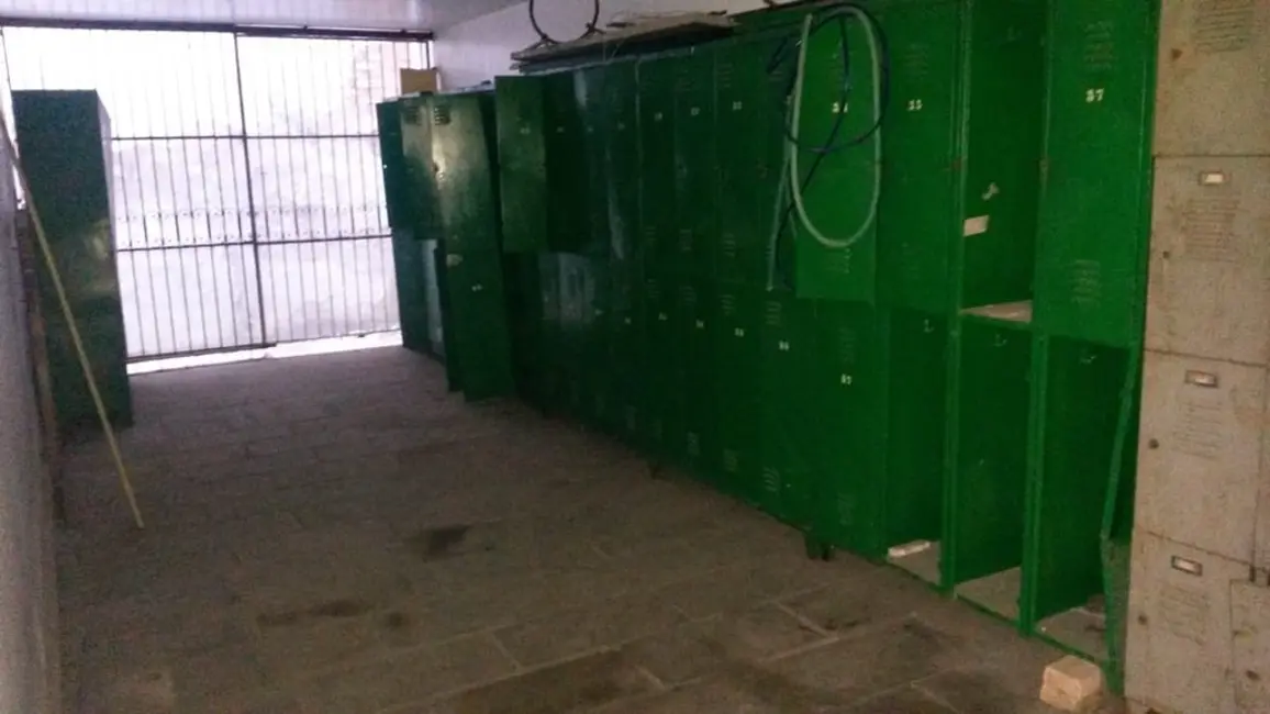 Foto 1 de Casa com 4 quartos à venda, 199m2 em Centro, Pindamonhangaba - SP