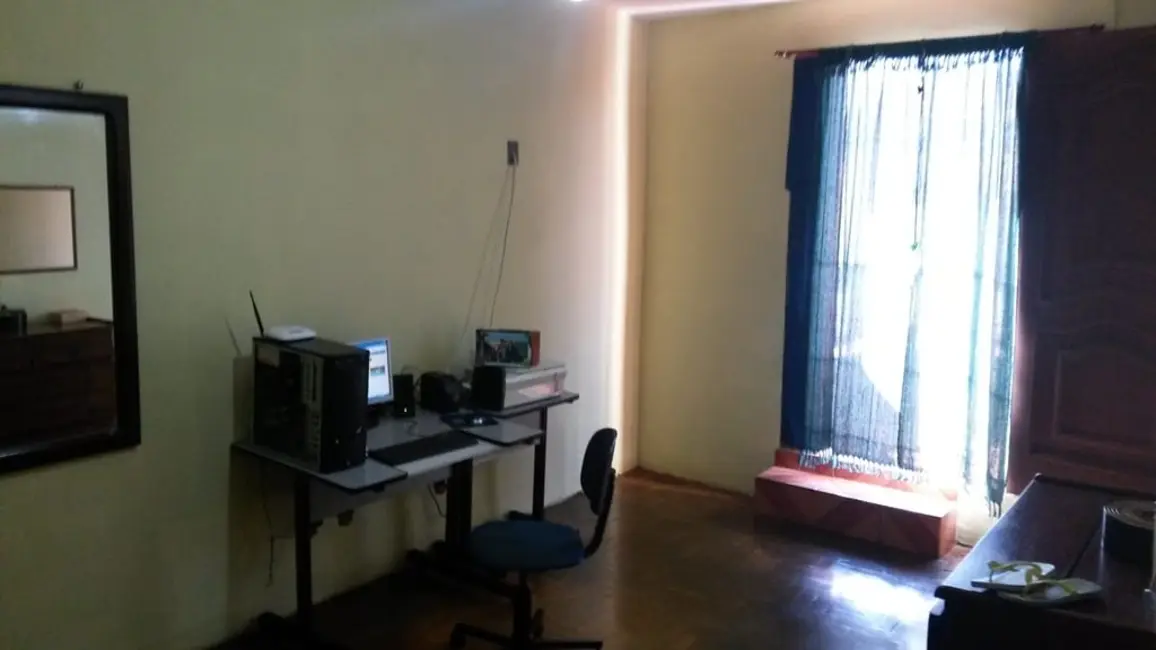 Foto 9 de Casa com 4 quartos à venda, 199m2 em Centro, Pindamonhangaba - SP