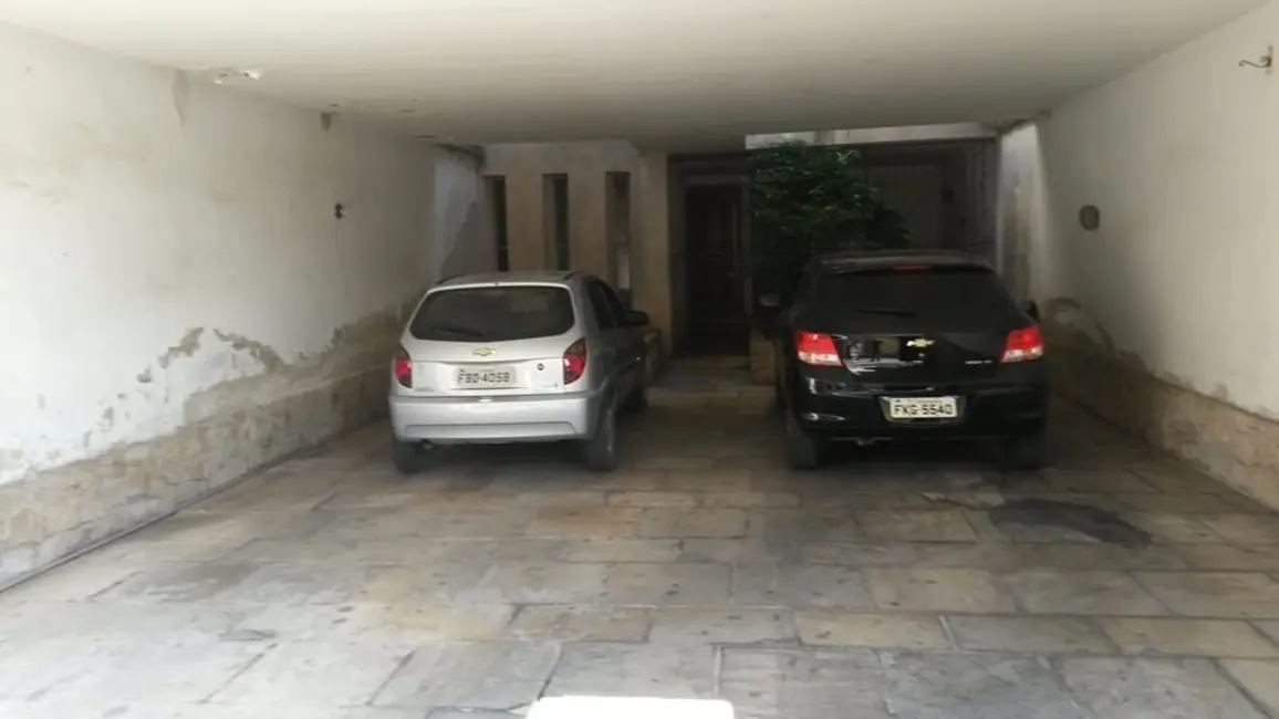 Foto 3 de Casa com 4 quartos à venda, 199m2 em Centro, Pindamonhangaba - SP