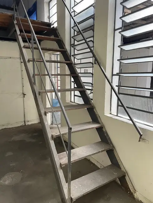 Armazém / Galpão para alugar, 550m2 em São Benedito, Pindamonhangaba - SP - imagem 9 Foto 9 de Armazém / Galpão para alugar, 550m2 em São Benedito, Pindamonhangaba - SP