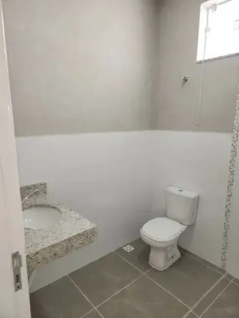 Foto 1 de Casa com 4 quartos à venda, 196m2 em Vila Paraíba, Guaratingueta - SP