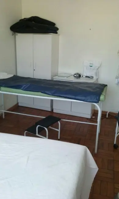 Foto 3 de Sala Comercial à venda e para alugar em Centro, Guaratingueta - SP