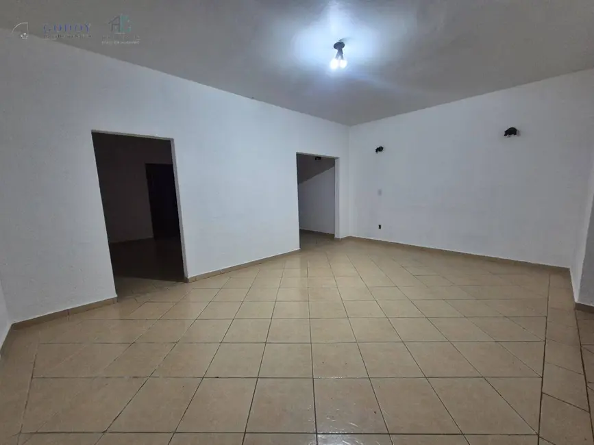 Foto 8 de Casa com 4 quartos à venda e para alugar, 210m2 em São Benedito, Pindamonhangaba - SP