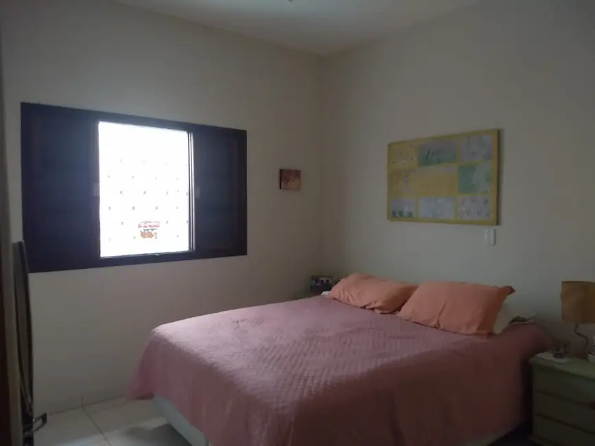 Foto 7 de Casa com 3 quartos à venda, 210m2 em São Benedito, Pindamonhangaba - SP