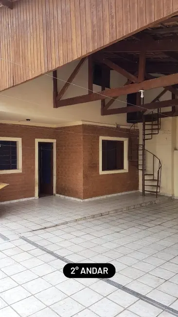 Foto 9 de Casa com 3 quartos à venda, 376m2 em Esplanada Santa Terezinha, Taubate - SP