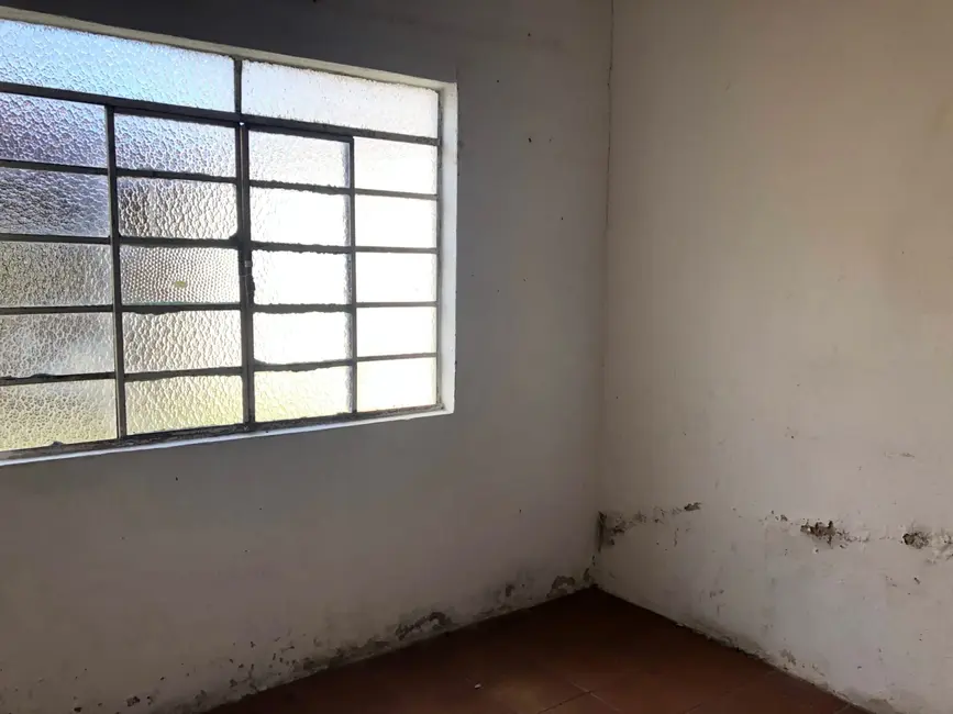 Foto 5 de Casa com 2 quartos para alugar, 120m2 em Centro, Pindamonhangaba - SP
