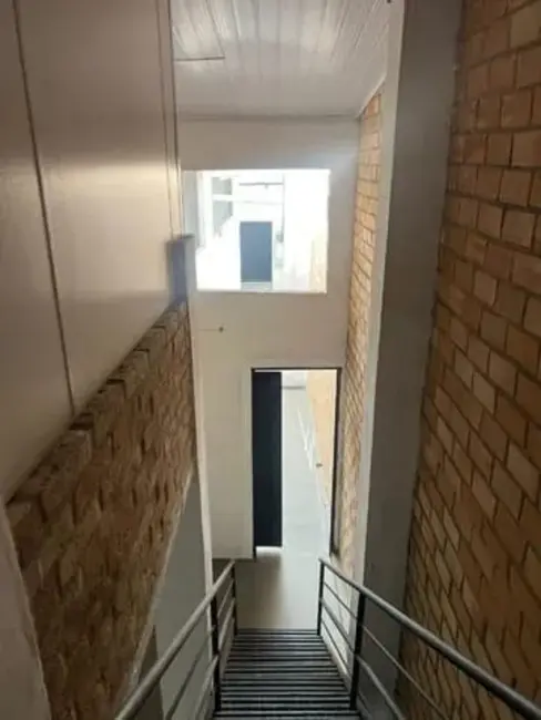 Foto 6 de Loja para alugar, 230m2 em Esplanada Independência, Taubate - SP