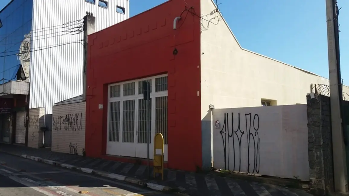 Loja com 3 quartos à venda, 246m2 em Centro, Pindamonhangaba - SP - imagem 4 Foto 4 de Loja com 3 quartos à venda, 246m2 em Centro, Pindamonhangaba - SP