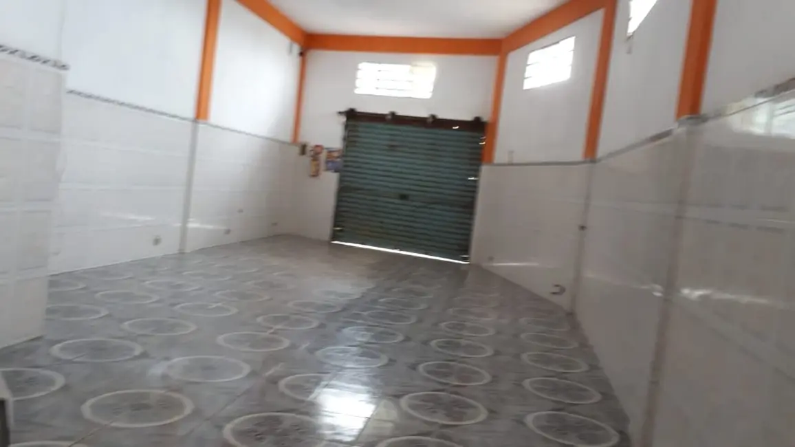 Foto 1 de Casa com 1 quarto à venda, 150m2 em Chácaras Reunidas Brasil, Taubate - SP