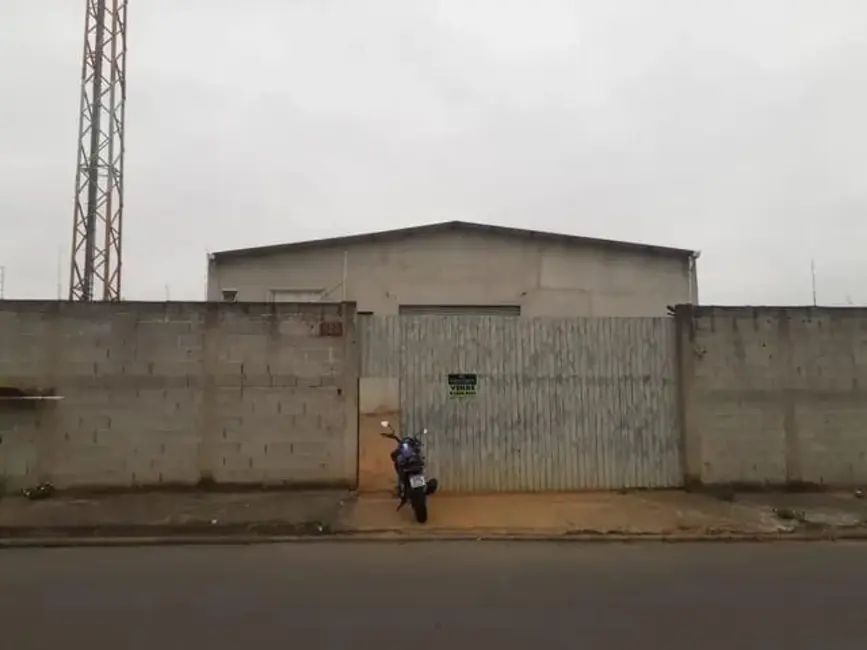 Armazém / Galpão à venda, 1000m2 em Jardim Princesa, Pindamonhangaba - SP - imagem 5 Foto 5 de Armazém / Galpão à venda, 1000m2 em Jardim Princesa, Pindamonhangaba - SP