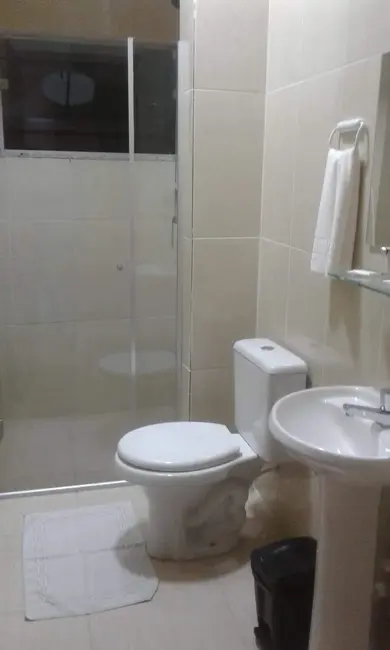 Sala Comercial com 31 quartos à venda, 1090m2 em Aparecida - SP - imagem 4 Foto 4 de Sala Comercial com 31 quartos à venda, 1090m2 em Aparecida - SP